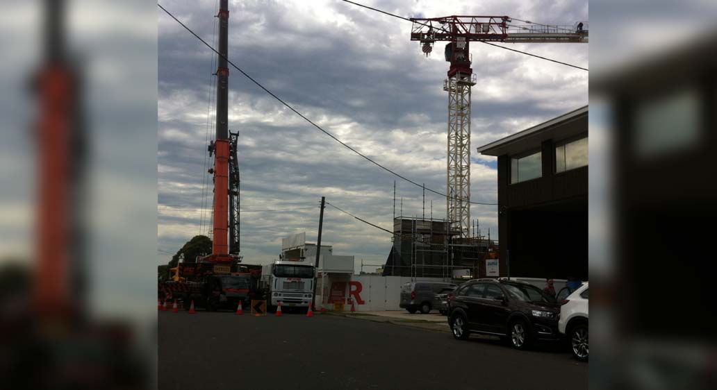 Crane erected at Mercedes, Artarmon NSW