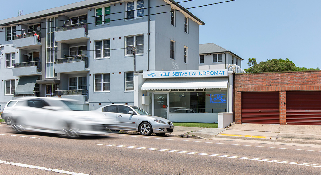 Tumble Lounge Laundromat, Cooks Hills